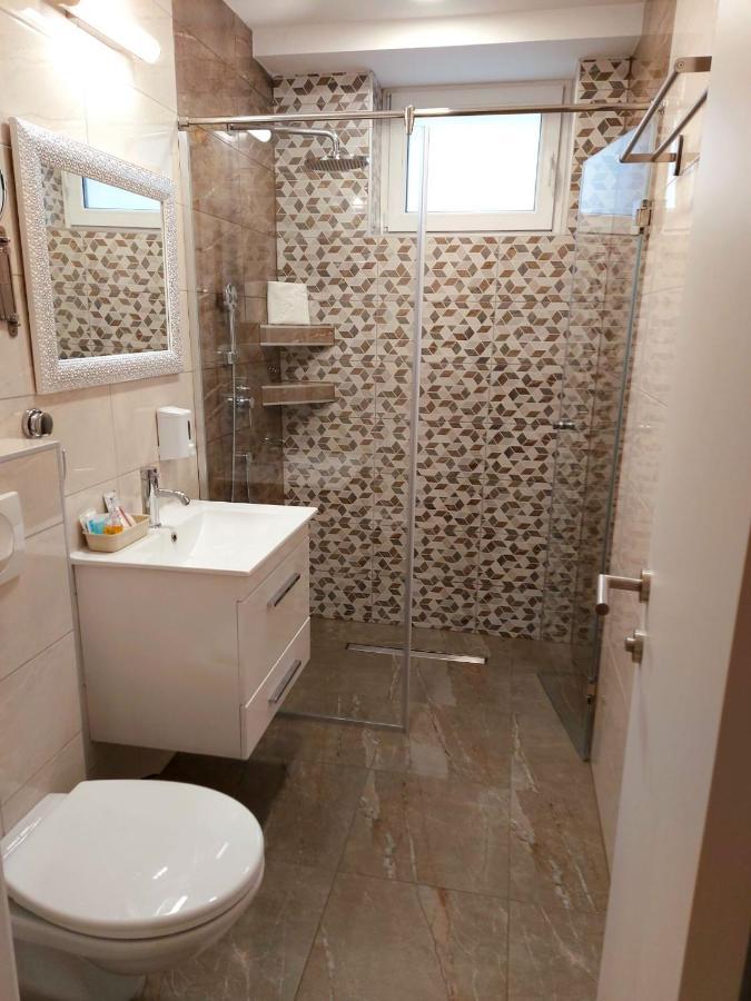 Papuli Rooms 4U Senta Esterno foto